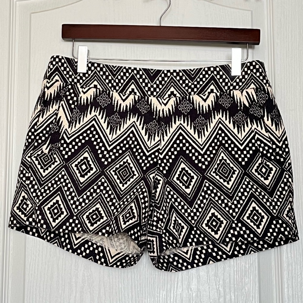 J. Crew Black Cream Ikat‎ Geometric Shorts Sz 6 Aztec Chevron Preppy Boho
